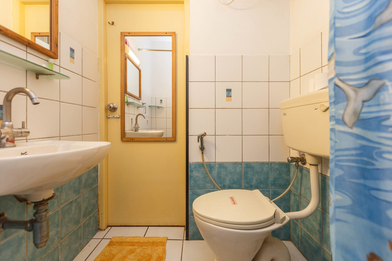 Bathroom 5, Casa Cottage, Bangalore
