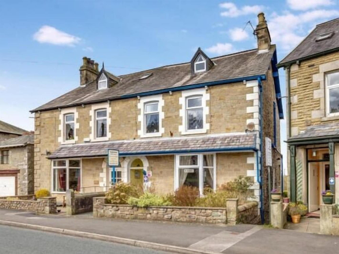 Exterior & Views 2, Inglenook Guest House, North Yorkshire