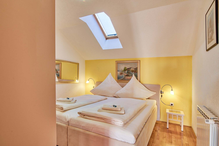 Bedroom 2, Apartment 1836, Pula