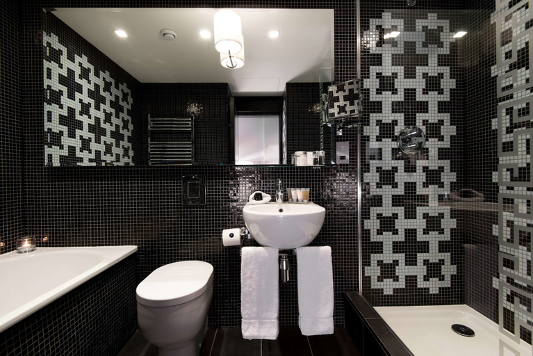 Bathroom 4, The Fitzwilliam Hotel Belfast, Belfast