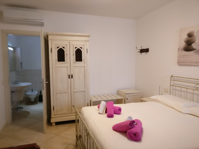 Bedroom 2, Agriturismo Nonna Bettina, Brescia