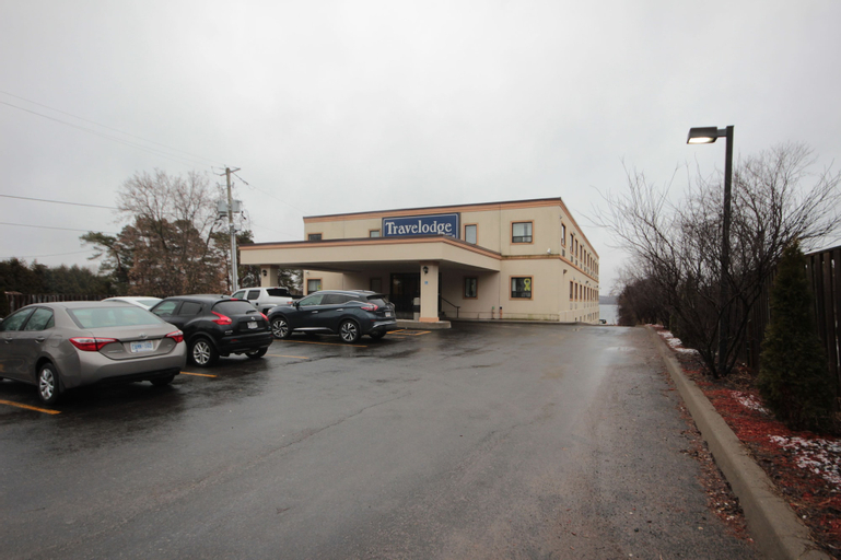 Exterior & Views 2, Travelodge by Wyndham Trenton, Hastings