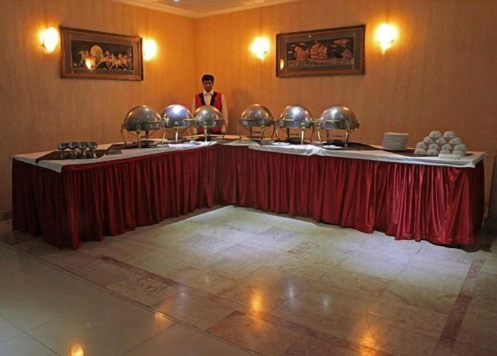 Food & Drinks 5, The Residency Hotel, Srinagar