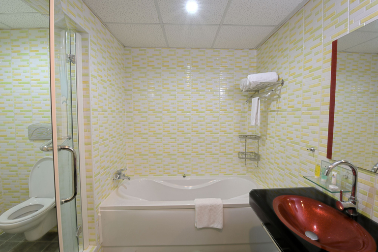 Bathroom 4, Imperial Botanical Beach Hotel, Entebbe