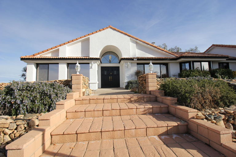 Exterior & Views 2, Rocky Lodge, San Bernardino