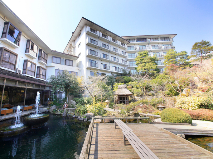 Exterior & Views 2, Hotel KAMOGAWASO, Takehara