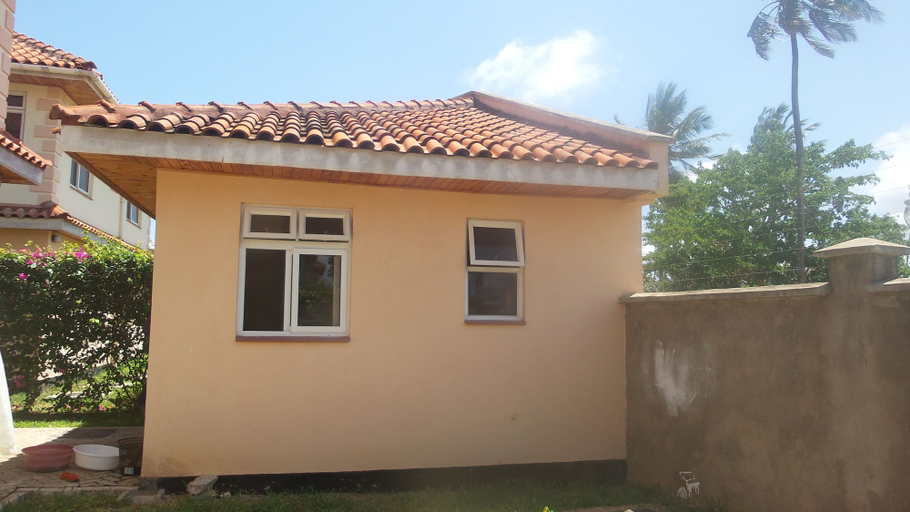 Exterior & Views 2, Azanza Mtwapa Holiday Home, Kilifi South