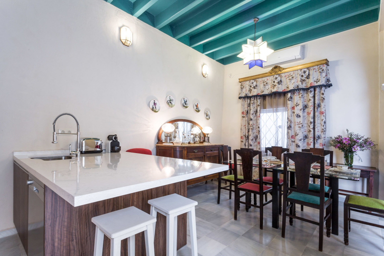 Food & Drinks 5, Plaza de la Alfalfa, Sevilla