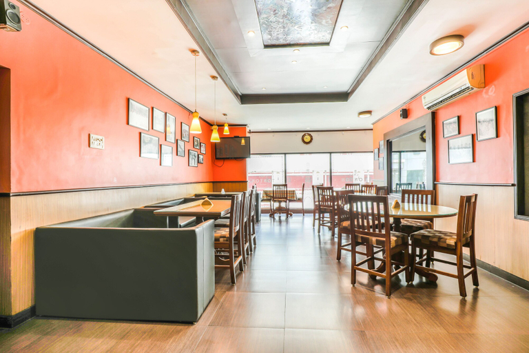 Food & Drinks 5, FabHotel Santhi Inn, Puducherry