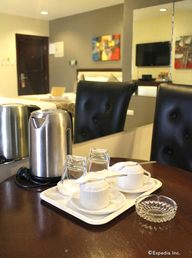 Food & Drinks, Devera Hotel, Mabalacat