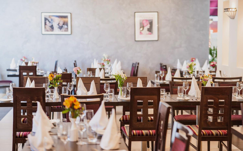Food & Drinks 5, Mannin Hotel, Douglas