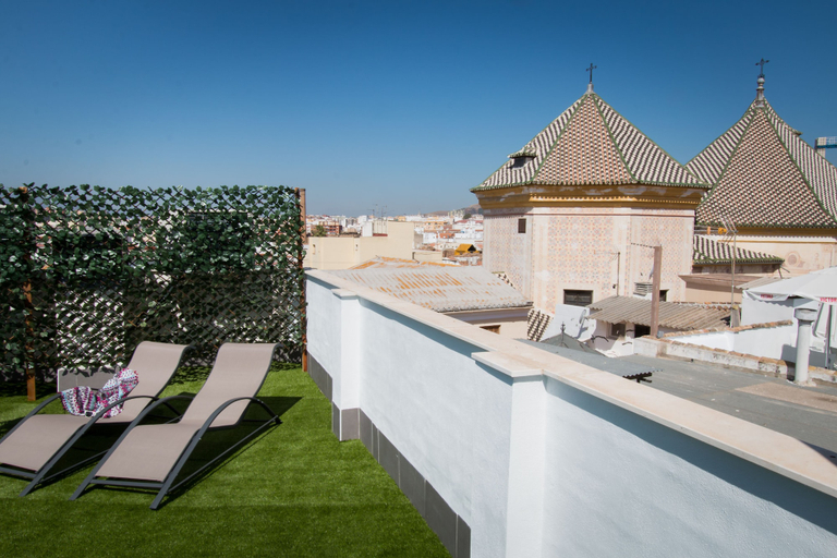 Exterior & Views, Holidays2Malaga Suites Apartments, Málaga