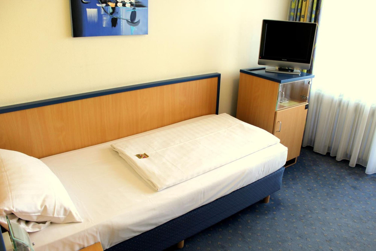 Bedroom 4, Hotel Wallis, München