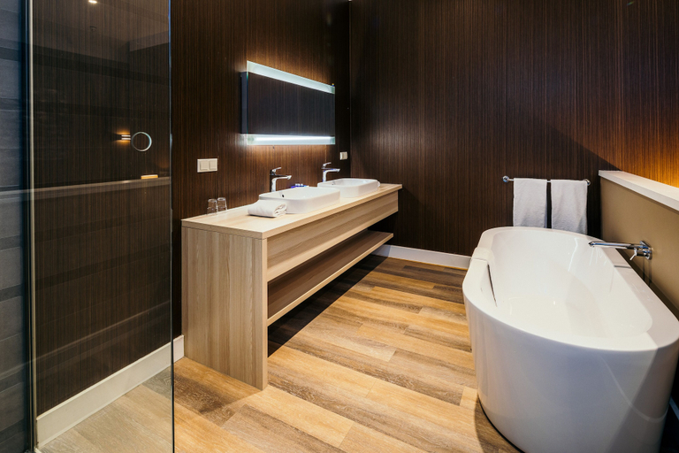 Bathroom 4, Delta Hotel Vlaardingen, Vlaardingen