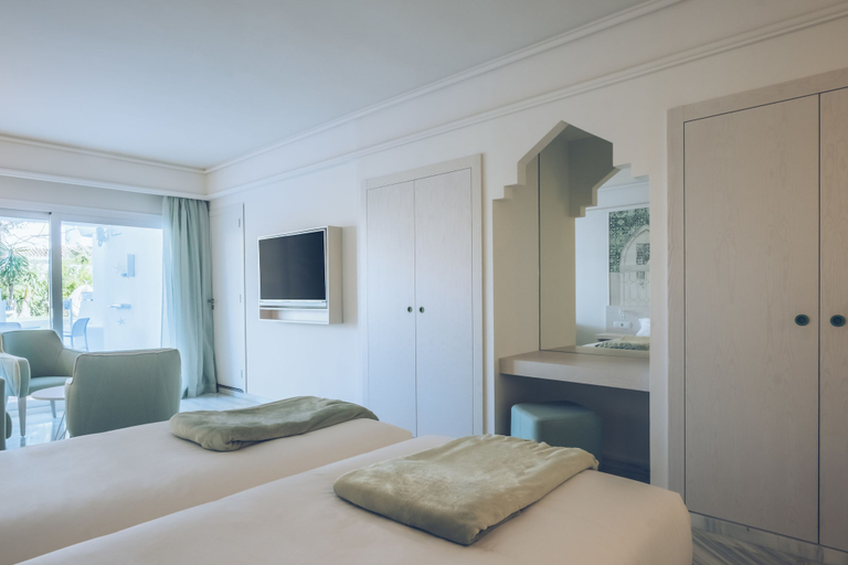 Bedroom 3, Iberostar Selection Marbella Coral Beach                                        , Málaga