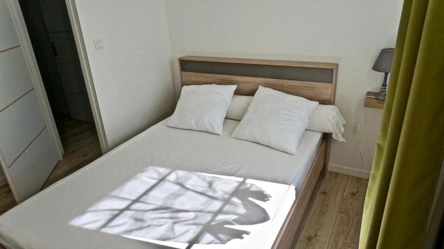 Bedroom 3, Domaine du Lac de Sorin, Vendée
