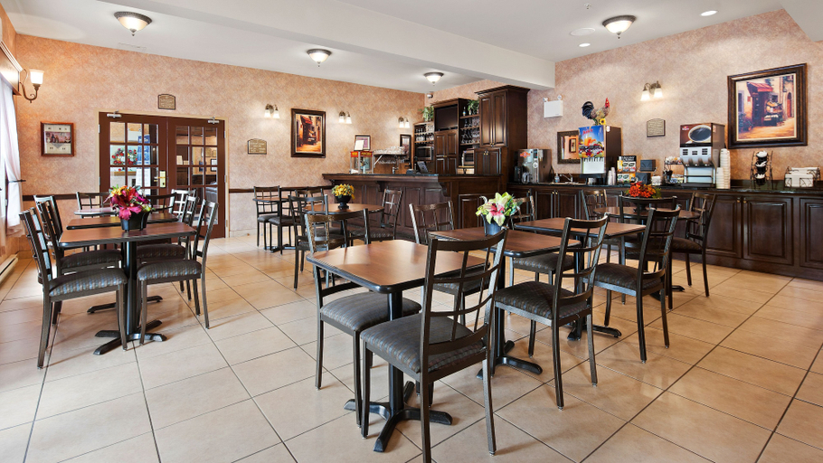 Food & Drinks 5, Best Western Plus Fredericton Hotel & Suites, York