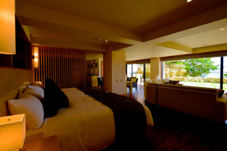 Bedroom 4, Hyakunagaran, Nanjō