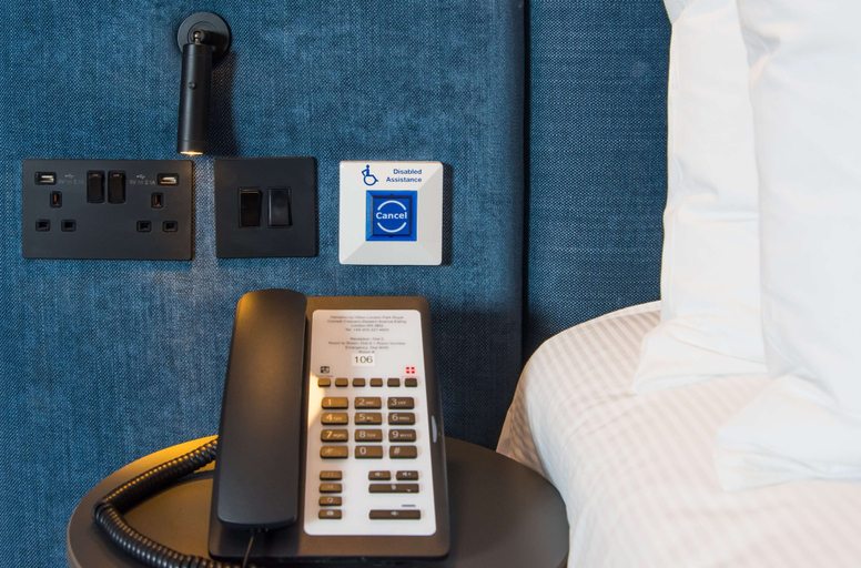 Bedroom 3, Hampton by Hilton London Park Royal, London