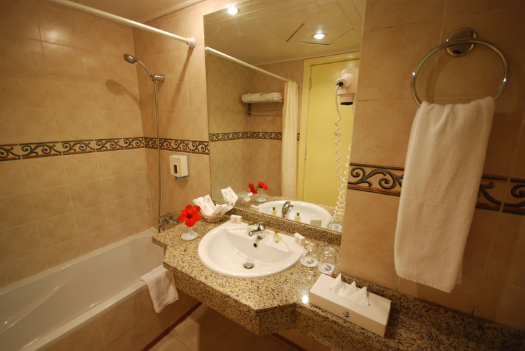 Bathroom 5, Dive Inn Resort, Sharm el-Sheikh