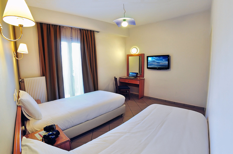 Bedroom 3, Morfeas Hotel, Peloponnese