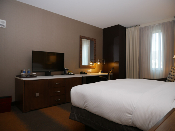 Bedroom 3, Doubletree By Hilton Reading, Berks
