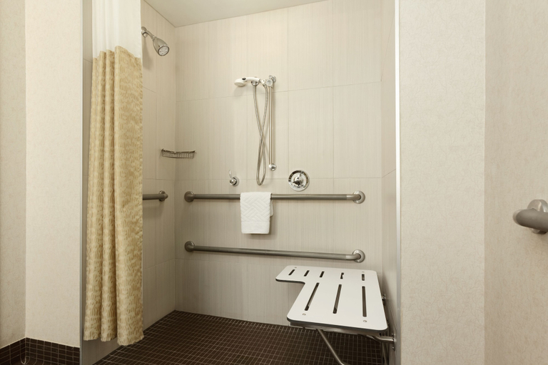 Bathroom 4, DoubleTree by Hilton Hotel Boston Bayside, Boston