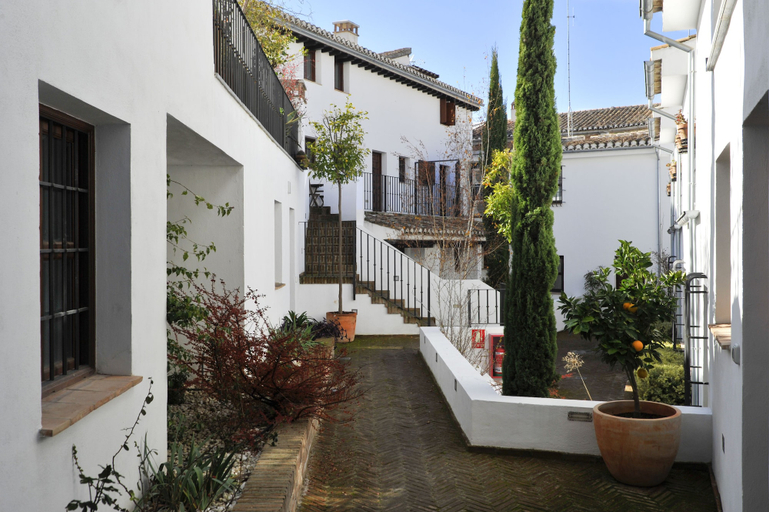 Exterior & Views 2, Smart Suites Albaicin Apartamentos, Granada