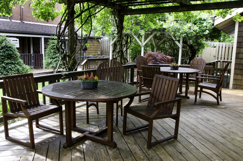Others 5, Ridgeway Inn, Watauga