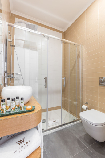 Bathroom, With You Suites, Lisbon