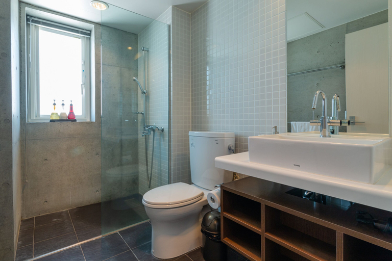 Bathroom, Yuki Ten by H2 Life, Kutchan