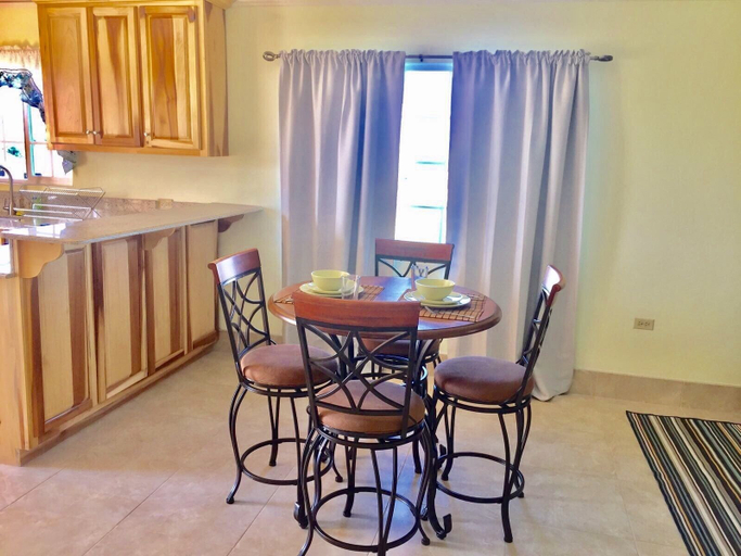 Others 4, Hartland Vacation Townhouse