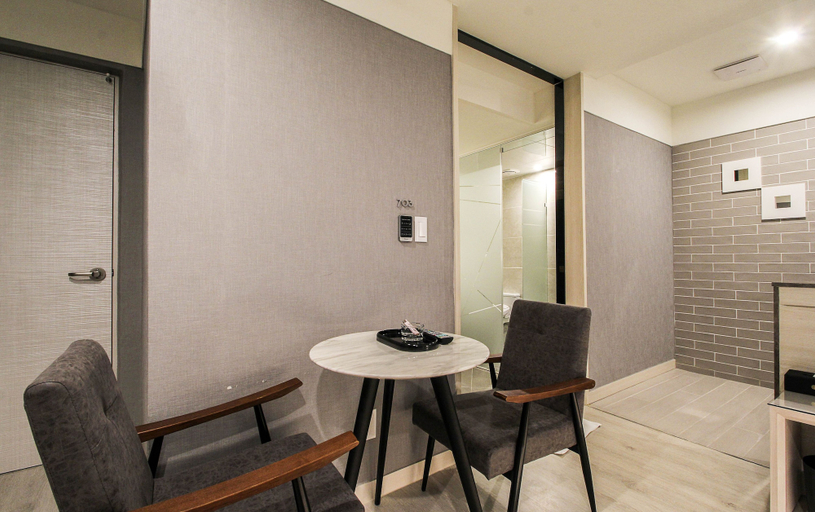 Others 5, 2Night Hotel, Ulju