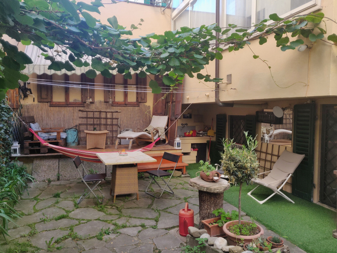 Terrace/patio 4, Charming Getaway in Florence.. European University, Florence