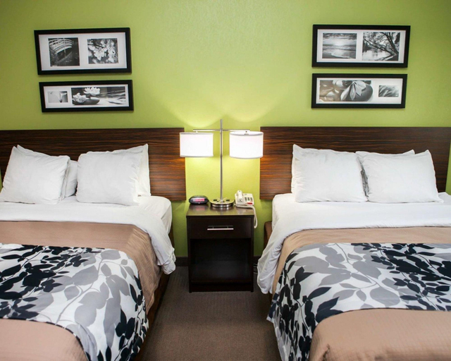 Bedroom 2, Sleep Inn & Suites Harrisburg - Hershey North, Dauphin