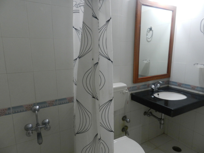 Bathroom 4, EuroStar Inn, Chhatarpur