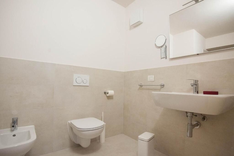 Bathroom 5, Suite Verona Italianflat, Verona
