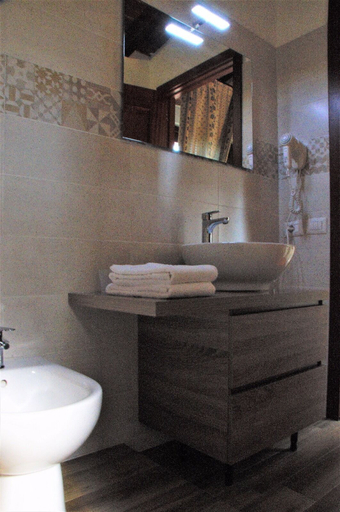 Bathroom 5, Giuliani Home, Florence