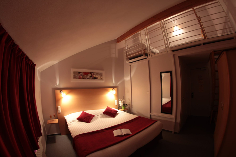 Bedroom 3, Carré Py' Hôtel, Hautes-Pyrénées