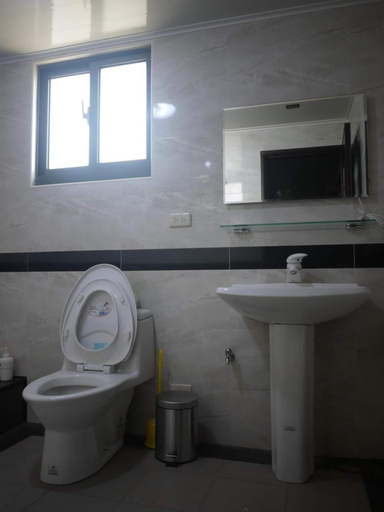 Bathroom 3, Fishmoon Homestay, Penghu