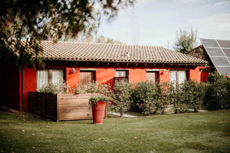 Exterior & Views 2, Hotel Masia la Palma, Girona