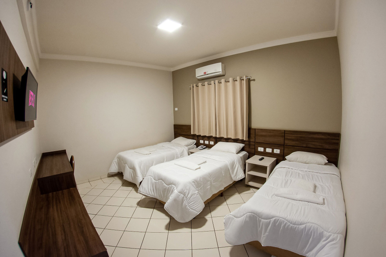 Bedroom 3, London Hotel, Londrina