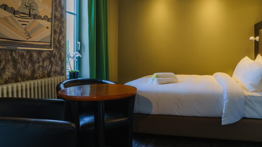 Bedroom 4, Apart-Hotel Op De Beek Anno 1410, Limburg