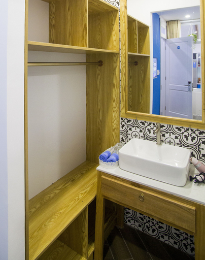 Bathroom 4, Just Home - Hostel, Da Nang