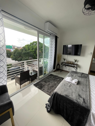 Bedroom 2, Kensington Gates