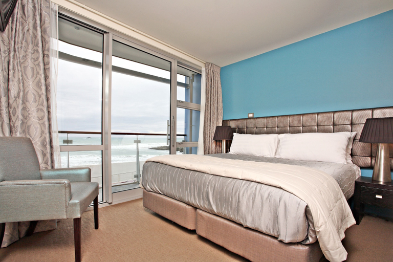 Bedroom 3, Hotel St Clair, Dunedin