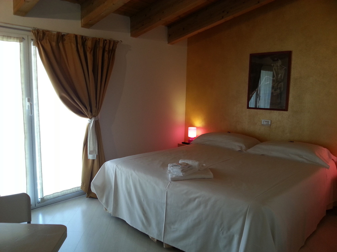 Bedroom 4, Il Girasole, Milano