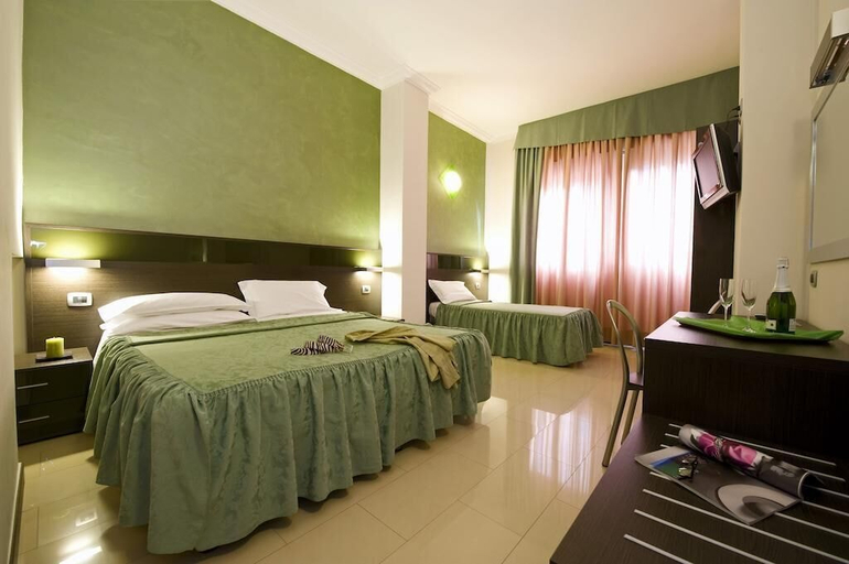 Bedroom 3, Hotel Ideale, Milano