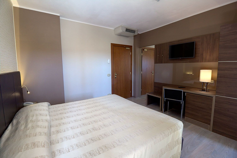 Bedroom 3, Hotel Park, Arezzo