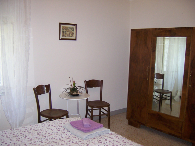 Bedroom 3, Casa Cairo Affittacamere, Pesaro E Urbino